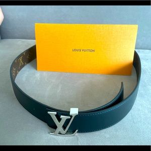 Louis Vuitton Men’s Reversible Belt